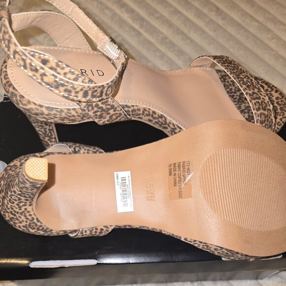 NWOT Torrid Leopard Print Platform Stiletto Heels Sandals10.5 - Picture 7 of 7